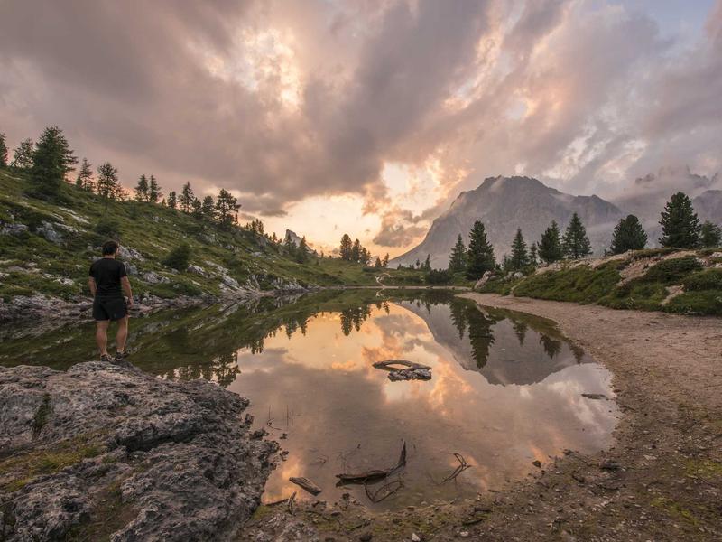 კორპუსები ლაიტ MU93